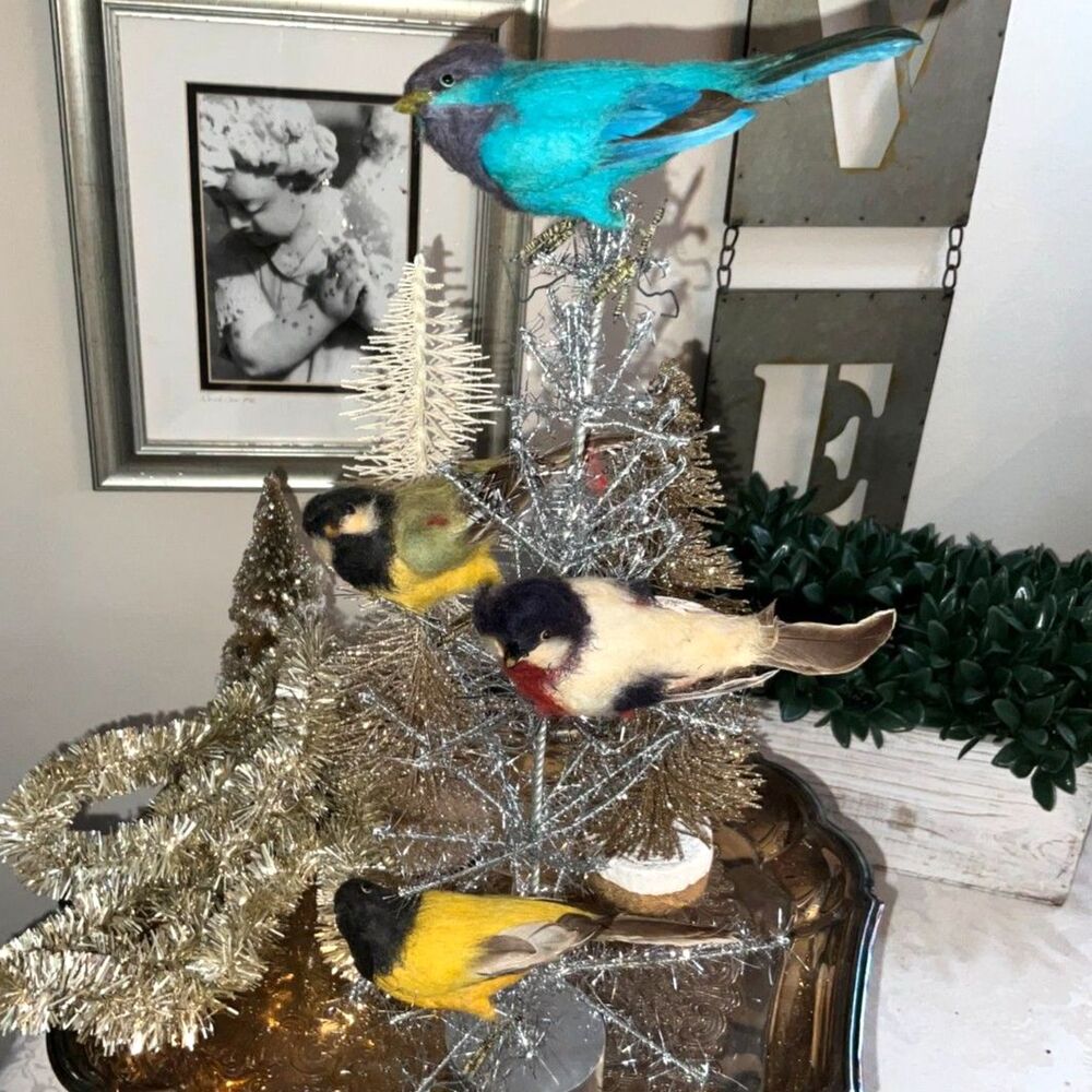 4 Vintage Feather Bird Christmas Tree Ornaments / Floral Picks – Wire Feet - Picture 7 of 7